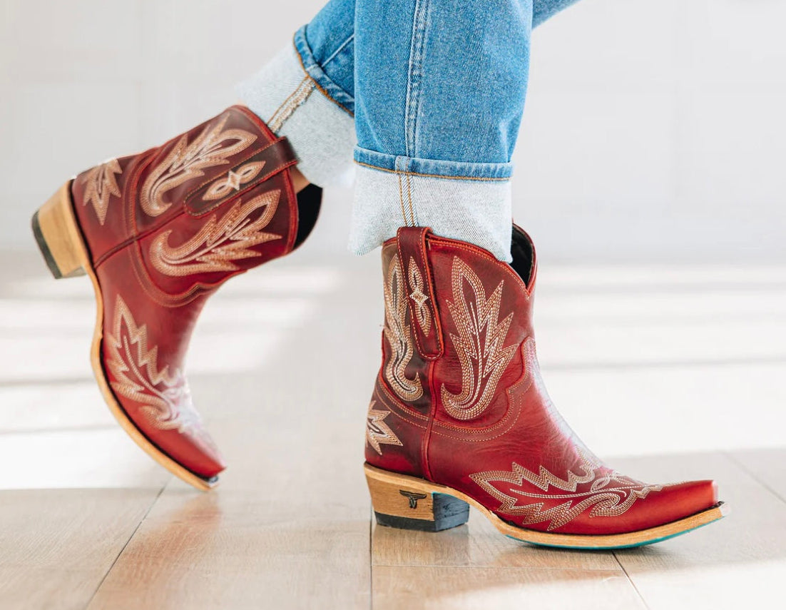Lexington Cowgirl Boot