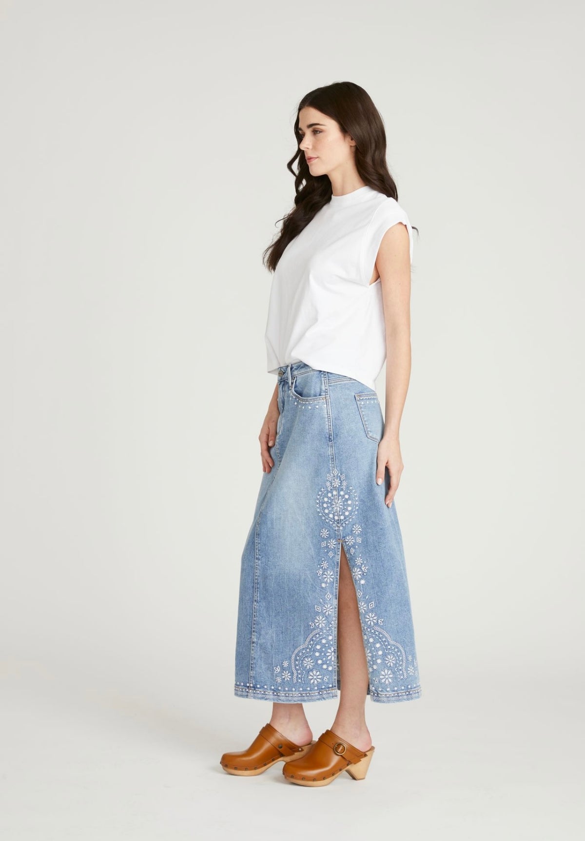 SpringSnow Maxi Skirt