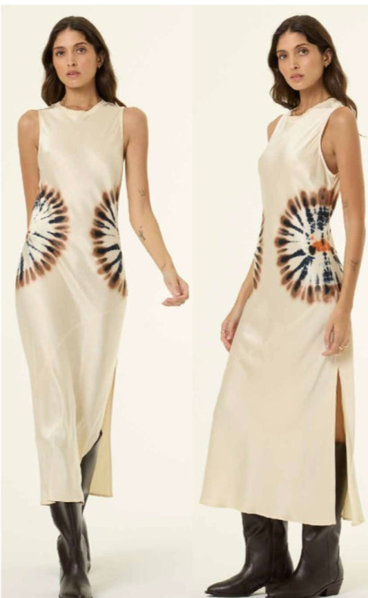 Quinta Dress