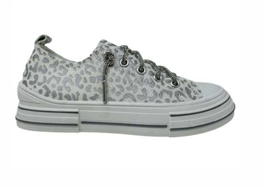 Aman Sneaker
