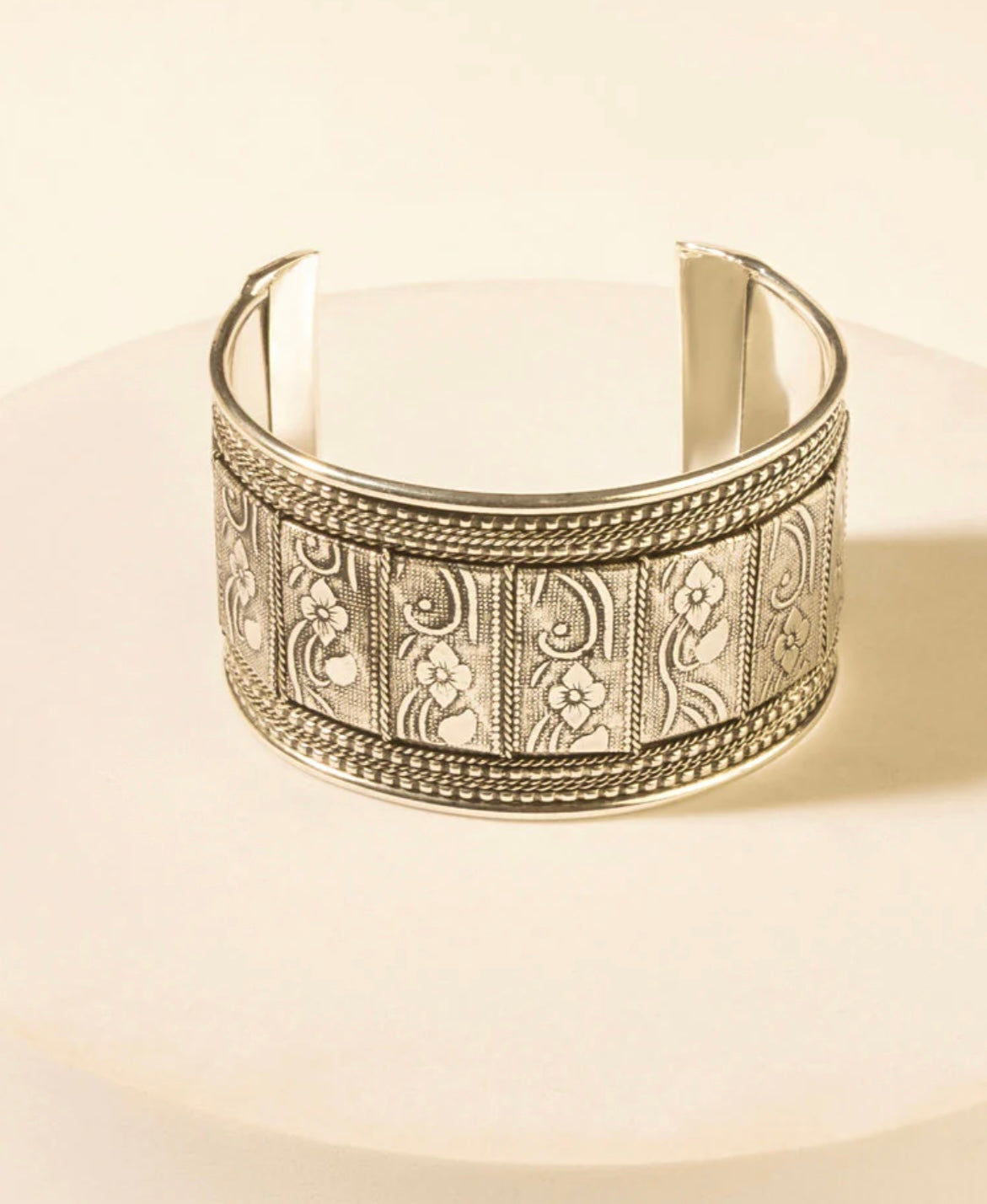 Saddlecrest Engraved Cuff