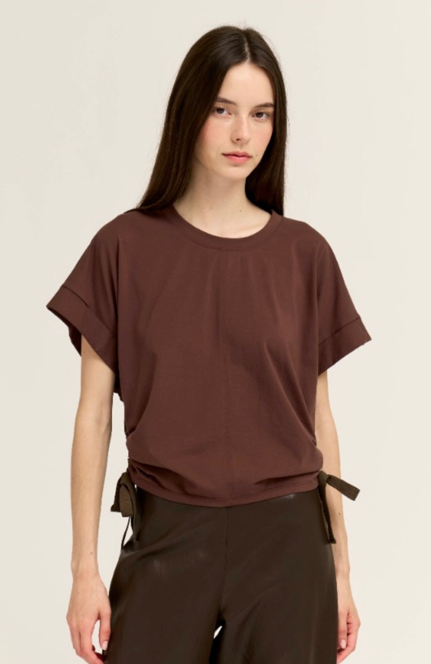 Side Scrunch Tee